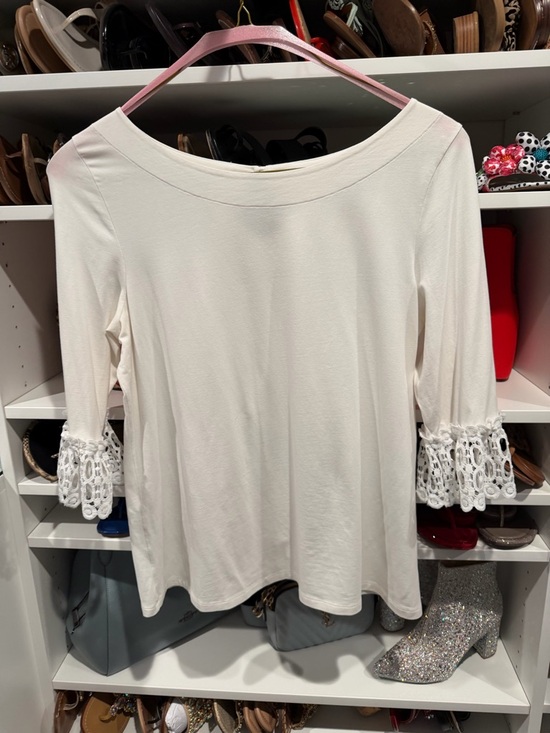 Lilly Pulitzer Tops - Lilly Pulitzer White Crochet Bell Cuff Long Sleeve Tee